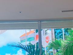 -Rizzan Sea Park Hotel Tancha Bay室内游泳池