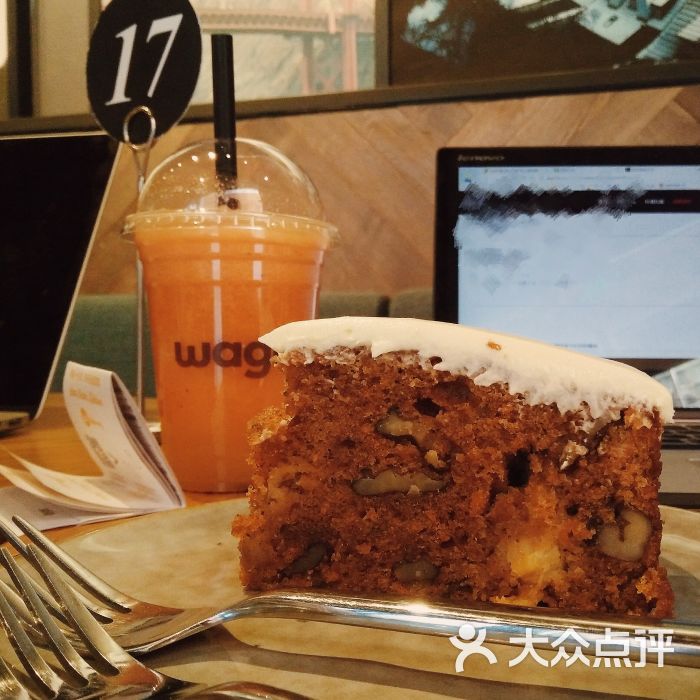 wagas沃歌斯(朝阳大悦城店)胡萝卜节瓜蛋糕图片 - 第1张