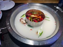 吴家鸳鸯锅白多-吴老幺火锅(三林店)