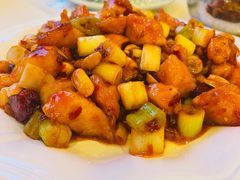 -鑫巴蜀小镇 · 水煮鱼专研店(玉桥店)