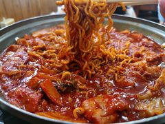 -亲昵春川鸡排(韩国美食街店)