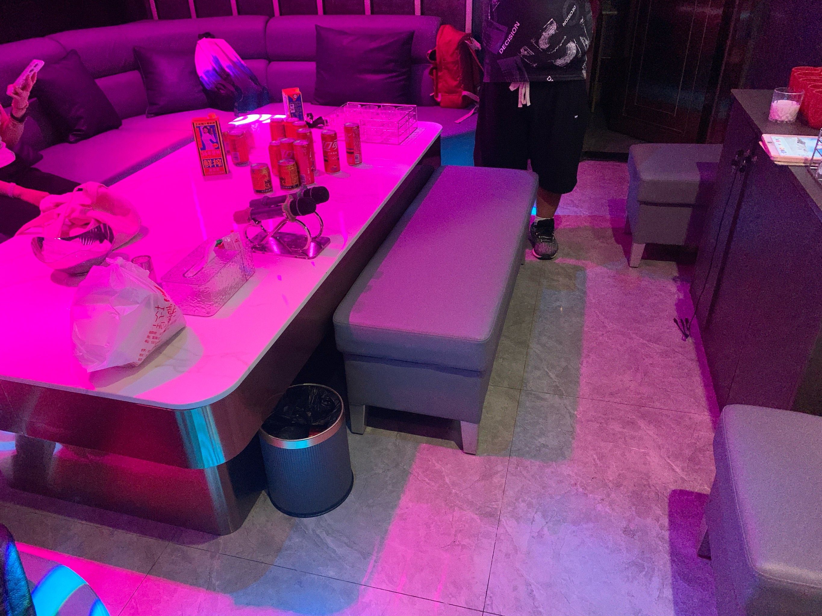 这家新开的ktv烧烤真挺好吃的