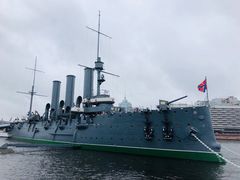 -阿芙乐尔号巡洋舰