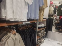 -优衣库(广州天河领展广场店)