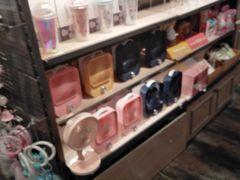 -酷乐潮玩(金桥国际店)