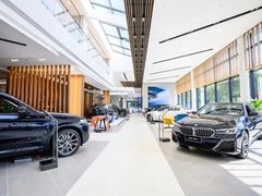 -上海宝信宝马4S店