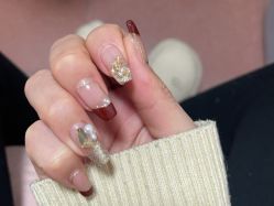 -丽心自助美甲美睫