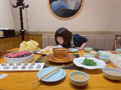 -额尔敦传统涮.冰煮羊火锅(乌兰察布体育场店)