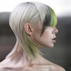 -变画·发型STUDIO