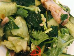 肘花拍黄瓜-东方饺子王(新奥购物中心店)