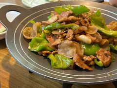 辣椒炒黑猪肉-禾珍珠家常小馆(河南博物院店)