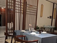 -千滋百味·醉江澜花园餐厅(街道口店)