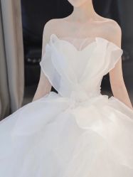 -不晚国际婚纱礼服