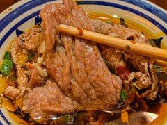 -旧街市鲜货老火锅(大光路店)