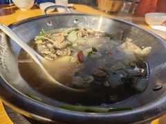 -大众跷脚牛肉馆·非遗传承单位(峨眉山店)