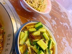 刀拍黄瓜-阙记三毛蒸虾·烧烤湖北菜