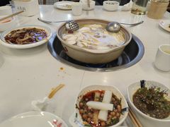 -土连锅·现熬养生汤锅(梁家巷店)