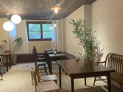 -HOLIDAY休日(后田垟巷店)