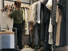 -证大大拇指广场(芳甸路店)