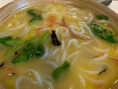 小锅米线-泓0871臻选云南菜·味庄