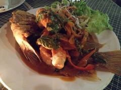 -Dash Teak House