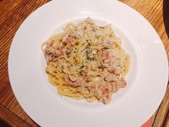 -玛格萝妮(汇智国际商业中心店)