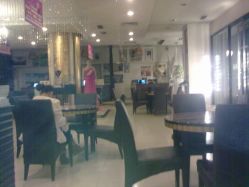 201212121273-现代经典婚纱摄影(光明北路尊荣总店)