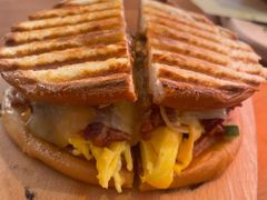 -Catch Bagel(芳草地店)