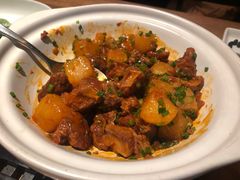 马仕年金牌萝卜精牛腩-马仕玖煲·融合菜·酥不腻烤鸭(人大店)