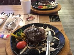 -菲尼克斯牛排店(杉杉奥特莱斯店)