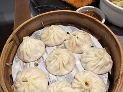 -莱莱小笼·乔艾