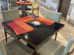 -筠咖啡西餐厅(上海国展宝龙丽筠酒店)