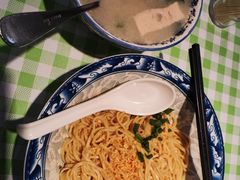 -壹煲·煲仔饭·荷叶蒸饭·汤粉面