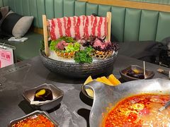 -湊湊火锅·茶憩(杭州湖滨银泰in77店)