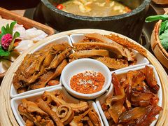 -蘑界·野生菌火锅(深业上城店)