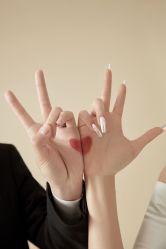 -喜爱高定婚纱摄影