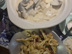 -卢大鲜鱼头捞饭(美利广场店)
