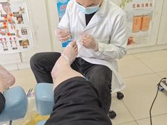 -朋朋修脚·灰指甲·甲沟炎·跖疣(人民路店)