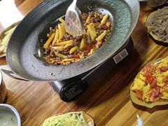 -卡拉农庄 正宗斗鸡肉