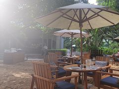 -三亚艾迪逊酒店·海滩烧烤 BARBACOA·现场乐队·浪漫晚餐·烧烤海鲜