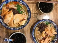 -柳石居柳州螺蛳粉(万达店)