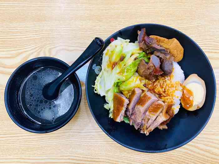 大头丫鸭肉面-"在漳州的鸭面有很多好吃的店,每个人偏爱各.