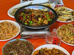 -丹水桥地锅鱼·翘嘴鲌·地方特色全鱼宴(丹江口大坝店)