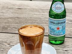 -VOYAGE COFFEE 咖啡烘焙工坊店(798艺术区店)