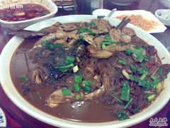 鱼头泡饼-东四民芳餐厅(世茂工三店)