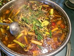 -牟记江湖重庆地标特色菜鱼蛋海鲜无刺鲫鱼(巴南区黑金冠十多年好店)