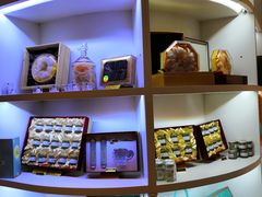 -燕庭·纯燕窝·甜品下午茶(南京西路店)