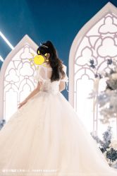 -艾米丽婚纱礼服