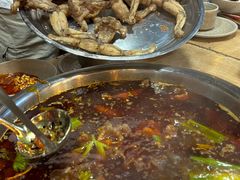-肖肖酸萝卜鱼火锅(总店)