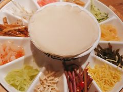 -怪噜范·老贵阳街头名小吃(汇金星力城店)